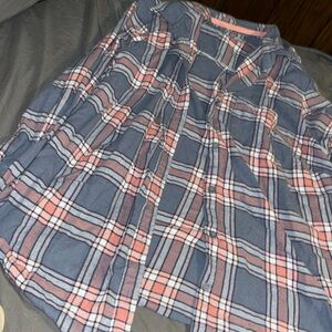 Pink, blue, and white flannel! Size medium!